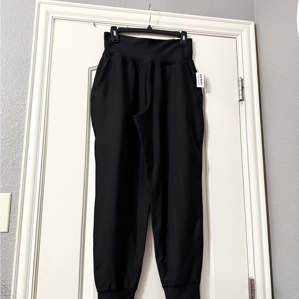 Old Navy Powersoft High-Rise Joggers - Black